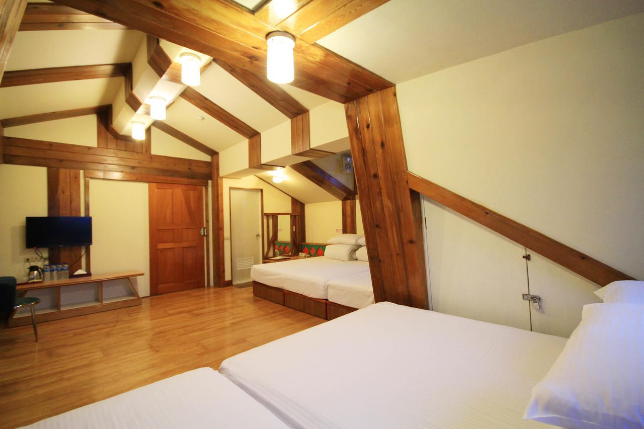 Gemlu Villa Lugu Luaran gambar
