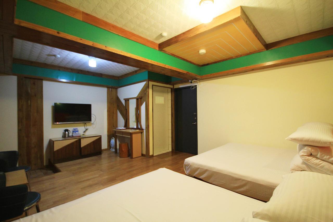 Gemlu Villa Lugu Luaran gambar